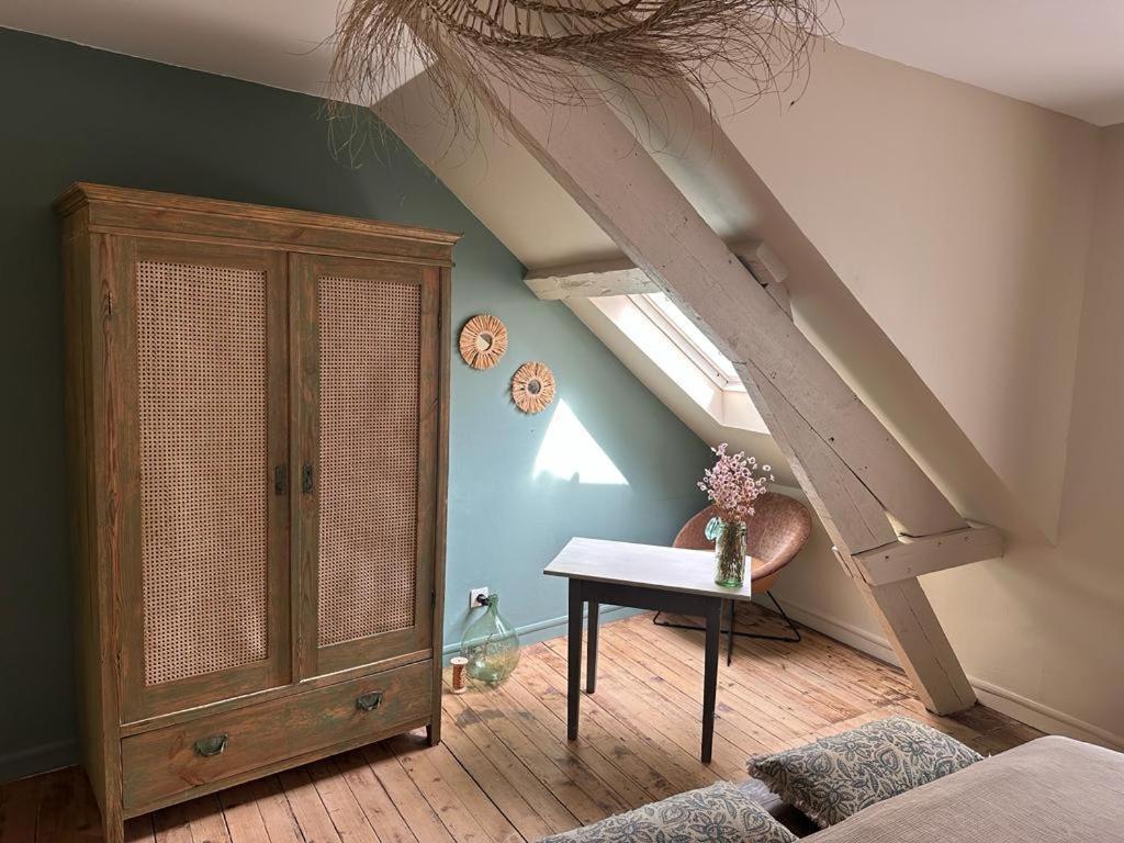 La Maison Du Tripot Honfleur Exteriör bild
